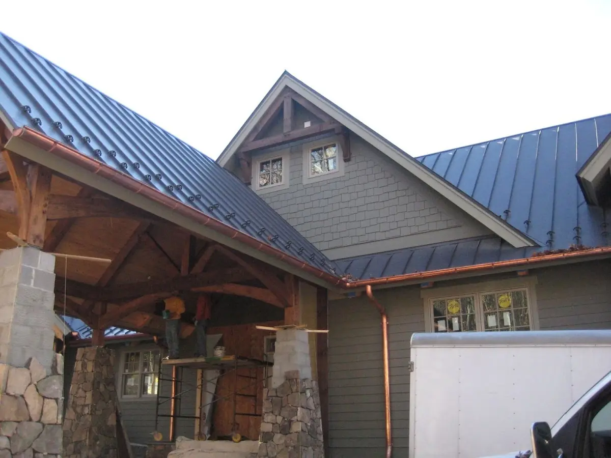 Craftsman Roofing team delivering quality roofing work in Harbor Shores